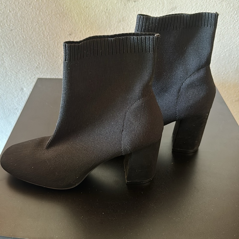 Sock booties - Picture 3 of 3